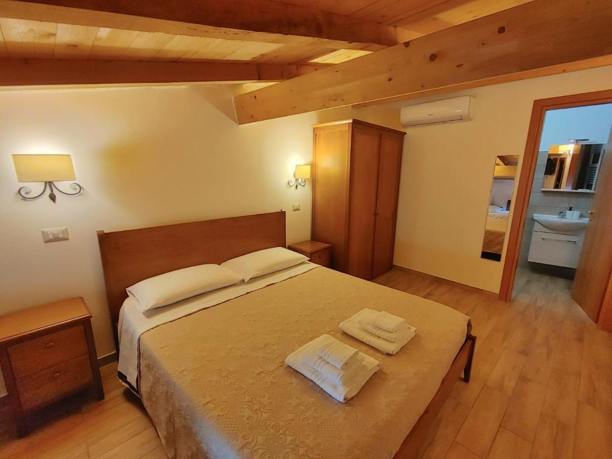 Borgo Sciugolo Bed & Breakfast Baselice Eksteriør bilde