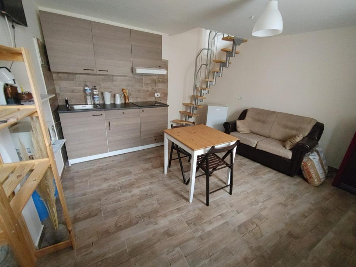 Borgo Sciugolo Bed & Breakfast Baselice Eksteriør bilde