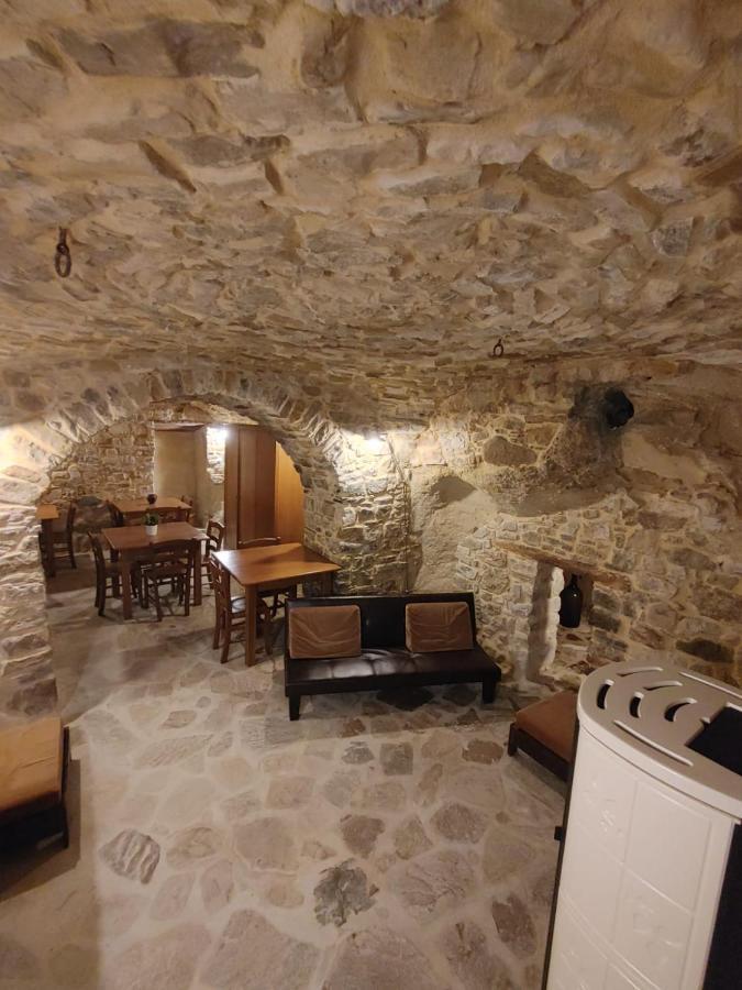 Borgo Sciugolo Bed & Breakfast Baselice Eksteriør bilde