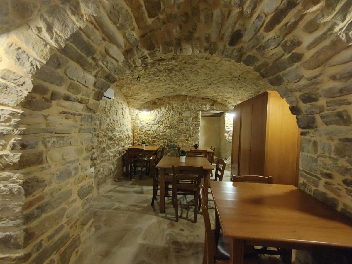 Borgo Sciugolo Bed & Breakfast Baselice Eksteriør bilde